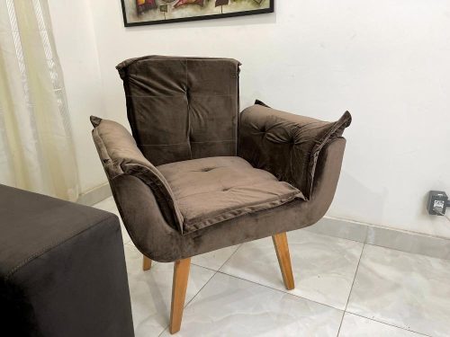 Poltrona Opala - Marrom Veludão